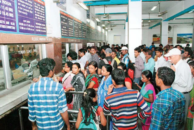 ଯାତ୍ରୀ ମାନଙ୍କ ପାଇଁ ଖୁସି ଖବର ! ଏଣିକି ରେଳ ଟିକେଟ ପାଇଁ ଲଗାଇବାକୁ ପଡିବ ନାହିଁ ଲମ୍ବା ଲାଇନ । ଜାଣନ୍ତୁ କିପରି ସହଜରେ ପାଇପାରିବେ ଟିକେଟ ।