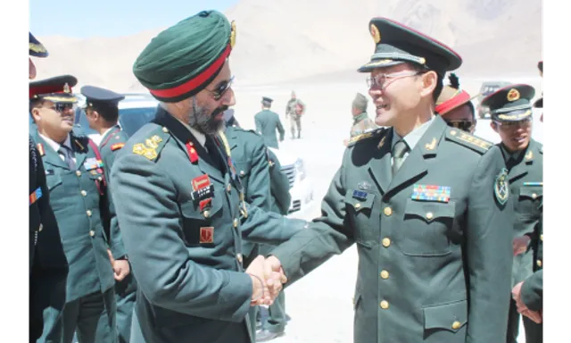 ମୋଦିଙ୍କ ଚୀନ ଗସ୍ତକୁ କୂଟନୈତିକ ସଫଳତା ! ଲଦାଖର ଲାଇନ ଅଫ ଆକଚୁଆଲ କଂଟ୍ରୋଲରେ ହାତ ମିଳାଇଲେ ଭାରତ ଓ ଚୀନ ସେନା