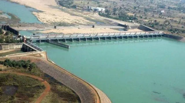 ଛତିଶଗଡ଼ରେ ବନ୍ୟା ହେଲେ ଓଡ଼ିଶାରେ ମରୁଡି : ଗୋଟିଏ ପଟେ ବିଶାଳ ଜଳରାଶି ଅନ୍ୟ ପଟେ ମରୁଭୂମି । ମଝିରେ ଛିଡ଼ା ହୋଇ ରହିଛି କଲମା ବ୍ୟାରେଜ୍