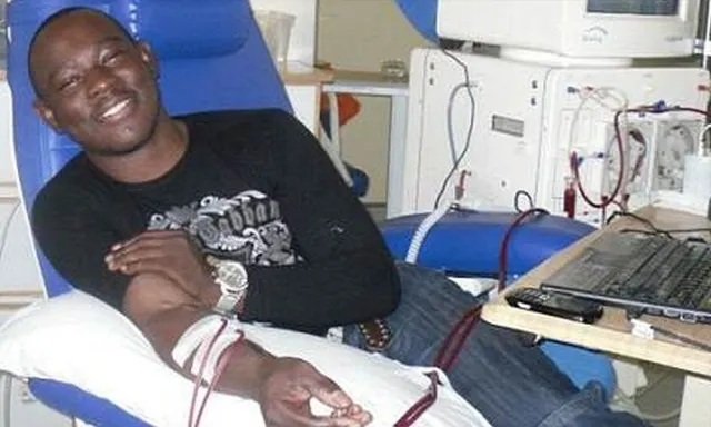 ଏହି ବ୍ୟକ୍ତିଙ୍କ ଶରୀରରେ ରହିଛି ୫ଟି କିଡନୀ ! ପଢନ୍ତୁ ତାଙ୍କ ଜୀବନର ପୁରା କାହାଣୀ ।