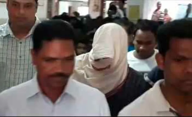 ପାଟଣାଗଡ଼ ପାର୍ସଲ ବୋମା ବିସ୍ଫୋରଣ ମାମଲା: ପୁଞ୍ଜିଲାଲ ମେହେରଙ୍କୁ ପୁଣି ୫ ଦିନିଆ ରିମାଣ୍ଡରେ ନେଲା କ୍ରାଇମବ୍ରାଞ୍ଚ, ପାଟଣାଗଡ଼ ଏସଡିଜେଏମ୍ କୋର୍ଟରେ କରାଯାଇଥିଲା ହାଜର