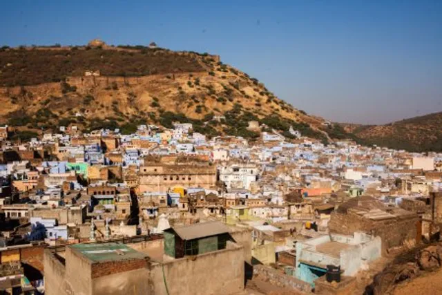 ଏମିତି ଏକ ନିଆରା ଗାଁ ! ଯେଉଁଠିକୁ ପ୍ରବେଶ କଲେ କରିବାକୁ ପଡେ ରେଜିଷ୍ଟ୍ରେସନ, ଜାଣନ୍ତୁ କାହିଁକି ।