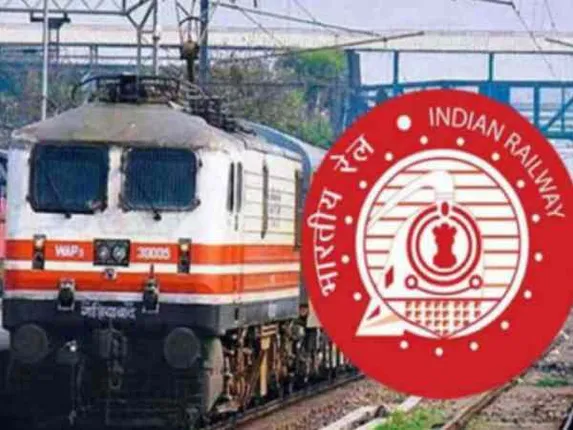 ରେଳଯାତ୍ରୀଙ୍କ ପାଇଁ ଜରୁରୀ ସୂଚନା: ଅନଲାଇନ ଟିକେଟ୍ ଉପରେ ଲାଗିଲା ରୋକ୍, ୱେବସାଇଟରେ ହୋଇପାରିବନି ଟିକେଟ୍ ବୁକିଂ କି କ୍ୟାନସେଲ୍ ?