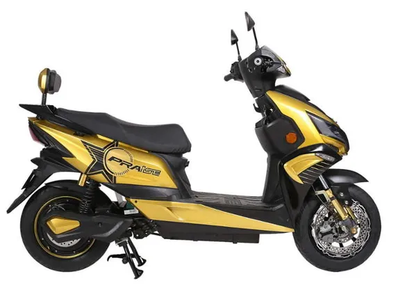 ମାର୍କେଟକୁ ଆସିଲା କାର ଭଳି ଫିଚର୍ସର ସ୍କୁଟର : କମ ଖର୍ଚ୍ଚରେ ଚାଲିବ ୧୫୦ କିମି । ଜାଣନ୍ତୁ ଆହୁରି ଅନେକ ଫିଚର୍ସ ଓ ଦାମ