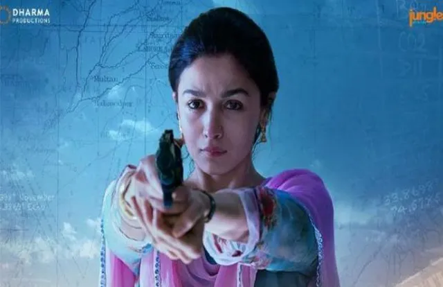 କମ୍ ବଜେଟରେ ବଡ ସଫଳତା ! ବଲିଉଡର କିଛି ଏଭଳି ସିନେମା ଯାହା ଲୋକଙ୍କ ମନରୁ ବଡ ବଜେଟର ଭ୍ରାନ୍ତ ଧାରଣାକୁ ହଟାଇବାରେ ସଫଳ ହୋଇଛି । 