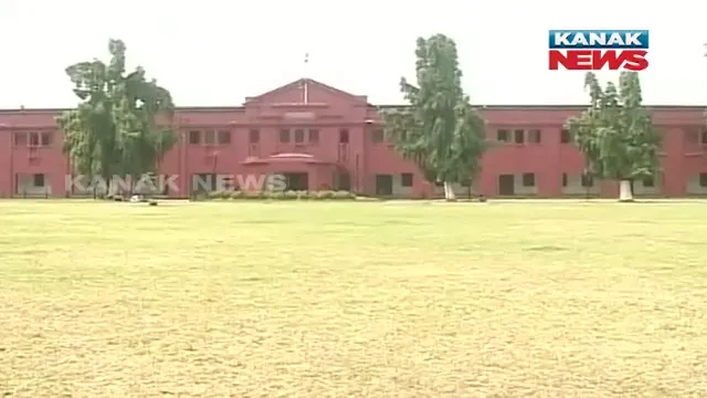 ରେଭେନ୍ସା ସାଇନ୍-ଏ-ଡାଇ ଉଠିବା ନେଇ ଆଜି ନିଷ୍ପତ୍ତିି : ମଧ୍ୟାହ୍ନରେ ବସୁଛି ରେସିଡେନ୍ସିଆଲ କମିଟି ବୈଠକ, ପରୀକ୍ଷା ଏବଂ ପରୀକ୍ଷା ଫଳ ନେଇ ବି ହେବ ନିଷ୍ପତ୍ତି