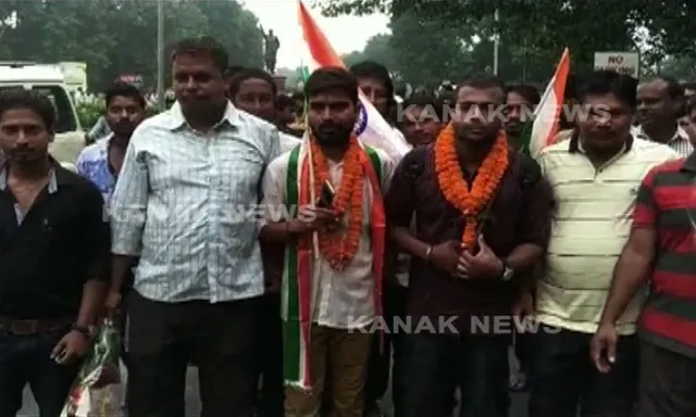 ମୋଦି ଶୁଣିଲେନି, ଶୁଣିବେ କି ନବୀନ? ଦିଲ୍ଲୀ ପରେ ମୁକ୍ତିକାନ୍ତଙ୍କ ଭୁବନେଶ୍ୱର ଚଲୋ ଅଭିଯାନ, ମୁଖ୍ୟମନ୍ତ୍ରୀଙ୍କୁ ଭେଟିବାକୁ ପଦଯାତ୍ରା