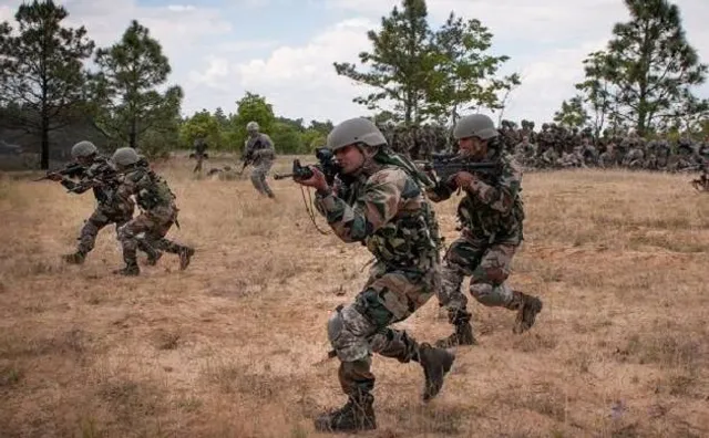 ଆତଙ୍କବାଦୀଙ୍କୁ ଖୋଜି ଖୋଜି ନିପାତ କରୁଛି ଭାରତୀୟ ସେନା ! ଅପରେସନ ଅଲଆଉଟରେ ପୁରିଲା ଆଉ ଏକ ଶତକ, ଶୁଭୁଛି ଆତଙ୍କୀକ ତ୍ରାହି ତ୍ରାହି ଚିତ୍କାର ।