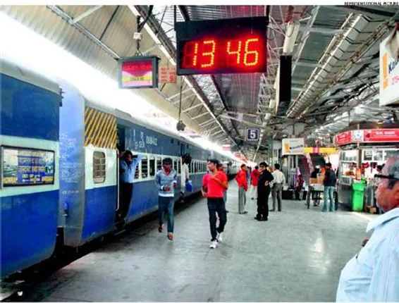 ଟ୍ରେନ ଟିକେଟ୍ ବାତିଲ ଓ ଫେରସ୍ତ ପାଇଁ ରେଳବାଇ ଆଣିଲା ନୂଆ ନିୟମ ! ଜାଣନ୍ତୁ ସମ୍ପୂର୍ଣ୍ଣ ତଥ୍ୟ ।