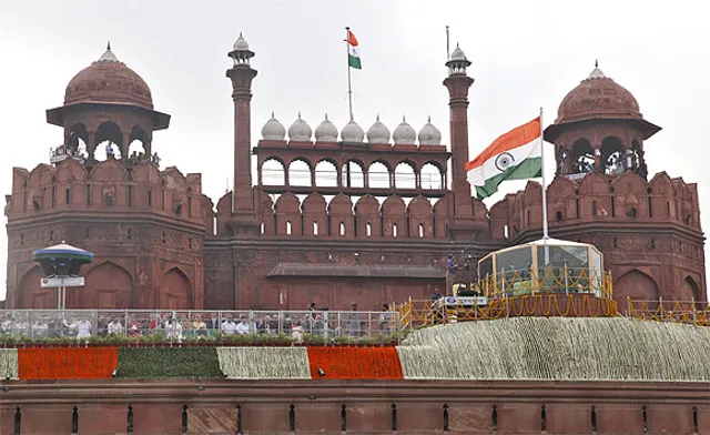 ଯମୁନା କୂଳରେ ନିର୍ମାଣ ହୋଇଥିବା ଲାଲକିଲ୍ଲା ବିଷୟରେ କିଛି ତଥ୍ୟ...