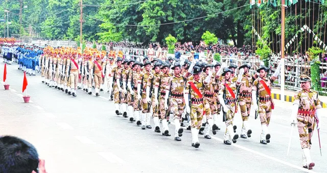 ୭୨ତମ ସ୍ୱାଧୀନତା ଦିବସ ଉପଲକ୍ଷେ ଭୁବନେଶ୍ୱରରେ ସୁରକ୍ଷା ବ୍ୟବସ୍ଥାକୁ କଡାକଡି କଲା କମିଶନରେଟ ପୁଲିସ