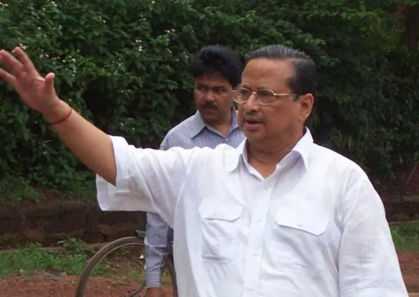 ବିଜୁ ଯୁବବାହିନୀକୁ ନେଇ ସାଂଘାତିକ ଅଭିଯୋଗ ଆଣିଲେ ନିରଞ୍ଜନ ! କହିଲେ ସରକାରୀ ଟଙ୍କାରେ ଦଳୀୟ ପ୍ରଚାର ପାଇଁ ଗଠନ ହୋଇଛି ବିଜୁ ଯୁବବାହିନୀ