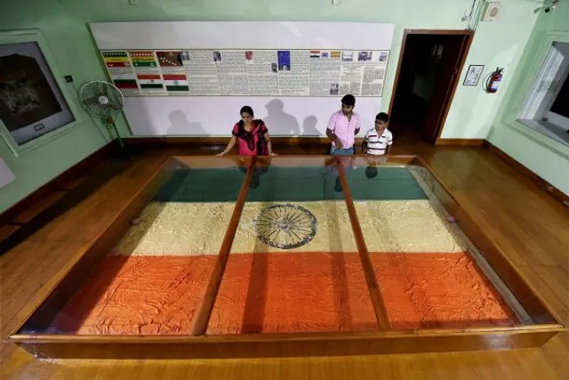 ସ୍ୱାଧୀନ ଭାରତର ଏକମାତ୍ର ପତାକା, ଯାହା ଏବେ ବି ରହିଛି ସୁରକ୍ଷିତ । ୧୯୪୭ ମସିହାର ତ୍ରିରଙ୍ଗା ଉଡୁଛି ଫରଫର୍