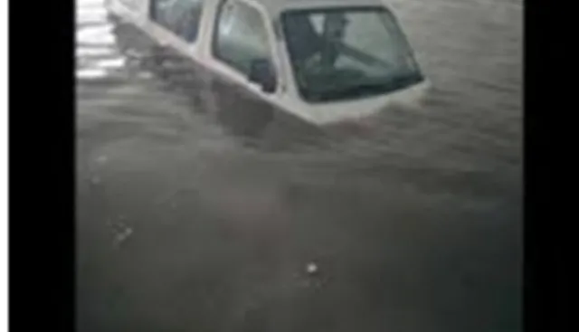 ଅଚାନକ ମାଡିଆସିଲା ପାଣି, ବୁଡିଗଲା କାର ! ଆଉ ତା’ପରେ...