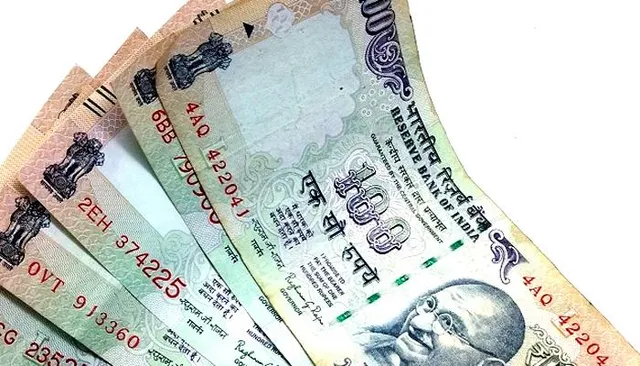 ବଜାରରେ ନକଲି ୧୦୦ ଟଙ୍କିଆ ନୋଟ୍ ର ସଂଖ୍ୟା ସବୁଠାରୁ ଅଧିକ : ଆରବିଆଇ ଦେଲା ସୂଚନା । ଏଭଳି ଜାଣନ୍ତୁ ନୋଟ୍ ଅସଲି ନା ନକଲି ?