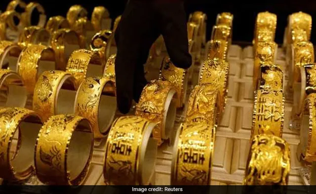 ବିମାନ ବନ୍ଦରରେ ପଡ଼ି ରହିଛି ୨୦୦କିଲୋ ସୁନା ଓ ୩୫୦୦କିଲୋ ରୁପା ! ମିଳୁନାହାଁନ୍ତି ଏହାର ଅସଲି ମାଲିକ ।