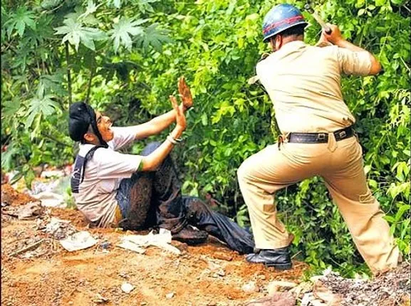 ବିନା କାରଣରେ ପୋଲିସ ହଇରାଣ କିମ୍ବା ମାଡ ମାରୁଛି କି ? ଜାଣନ୍ତୁ କିଭଳି କରିବେ ଅଭିଯୋଗ