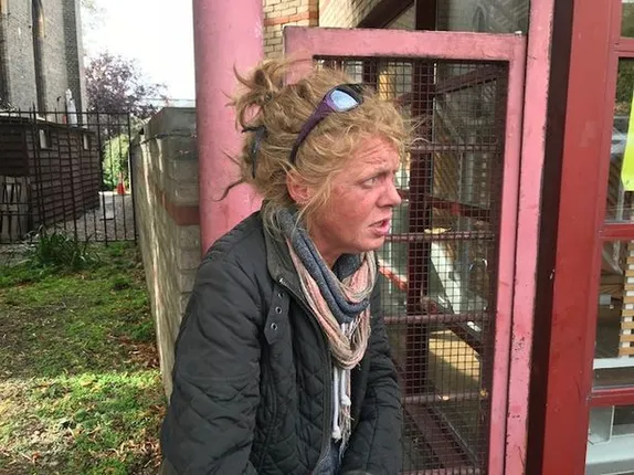 କୋଟି କୋଟି ଟଙ୍କାର ମାଲିକାଣୀ ହୋଇଗଲେ ରାସ୍ତାର କଡ଼ର ଭିକାରୀ, ମାତ୍ର ଗୋଟିଏ ଭୁଲ୍ ତାଙ୍କୁ କରିଦେଲା କାଙ୍ଗାଳ