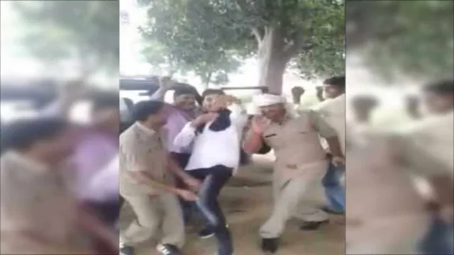 ପିନ୍ଧିଛନ୍ତି ଖାକି ପୋଷାକ,କରୁଛନ୍ତି ଧାଙ୍ଗିଡି ନାଚ! ଅନଡ୍ୟୁଟି ପିସିଆର ଭ୍ୟାନରେ ଗୀତ ଲଗାଇ ନାଚିଲେ ପୋଲିସବାବୁ । ଦେଖନ୍ତୁ ଭିଡିଓ