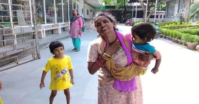 ବଂଚିରହିଛି ମାନବିକତା ! ମୃତ ଦିନମଜୁରିଆଙ୍କ ଅନ୍ତିମ ସଂସ୍କାର ପାଇଁ ପରିବାର ପାଖରେ ନଥିଲା ଟଙ୍କା, ଦେବଦୂତ ସାଜିଲା ଇଣ୍ଟରନେଟ୍