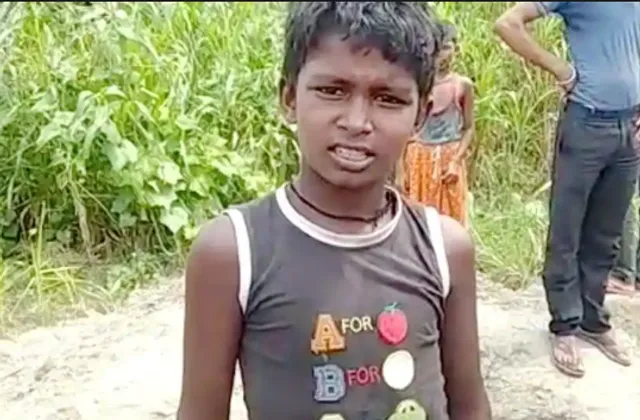 ୧୦ ବର୍ଷୀୟ ବାଳକର ପ୍ରଂଶସନୀୟ କାମ : ଜେଜେମା’ ଖୋଲାରେ ଶୌଚ ଯାଉଥିବା ଦେଖି ନିର୍ମାଣ କଲେ ଶୌଚାଳୟ