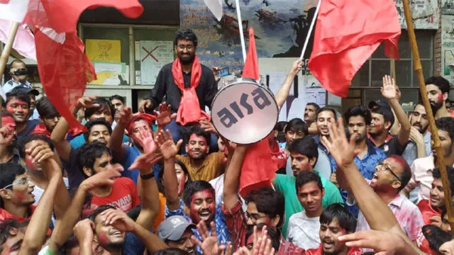 ଜେଏନୟୁରେ ପୁଣି ଉଡିଲା ଲାଲ ପତାକା ! ଛାତ୍ର ସଂସଦ ନିର୍ବାଚନରେ ମାତ୍ ଖାଇଲା ଏବିଭିପି, ସମସ୍ତ ପଦରେ ବିଜୟୀ ହେଲା ବାମ ଦଳ ସମର୍ଥିତ ଛାତ୍ର ସଙ୍ଗଠନ