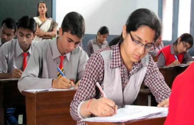 ଫେବ୍ରୁଆରିରୁ ଆରମ୍ଭ ହେବ ସିବିଏସଇ ପରୀକ୍ଷା : ସପ୍ତାହକ ମଧ୍ୟରେ ପୂର୍ଣ୍ଣାଙ୍ଗ ତା‌ରିଖ ଘୋଷଣା