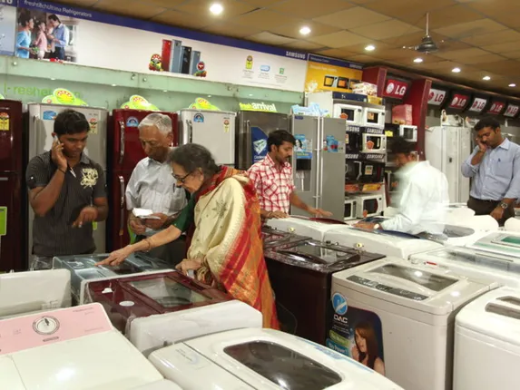 ୬୦ ବର୍ଷ ପୂର୍ତ୍ତି ଅବସରରେ ଗୋଦରେଜ୍ ର ସ୍ପେଶାଲ ଅଫର୍ : କେବଳ ୬୦ ଟଙ୍କା ଡାଉନପେମେଣ୍ଟରେ ନେଇପାରିବେ ଫ୍ରିଜ୍ ଠାରୁ ଆରମ୍ଭ କରି ୱାଶିଙ୍ଗ ମେସିନ୍, ଲାଗିବନି ସୁଧ