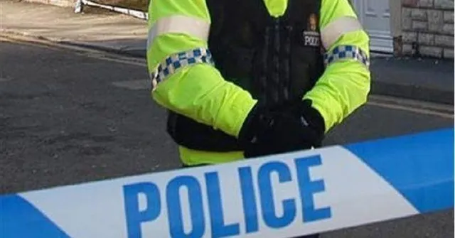 ନିଜ ଗୋଡରେ ନିଜେ କୁରାଢ଼ି ମାରିବା ଭଳି କାମ କଲେ ପୁଲିସକର୍ମୀ : ଭୁଲବଶତଃ ପୁଲିସ ଡାଟାବେସରେ ଦୁଷ୍କର୍ମକାରୀ ନାଁ ପରିବର୍ତ୍ତେ ଲେଖିଲେ ନିଜ ନାଁ । ତା’ପରେ...