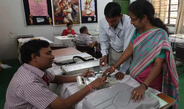 ପୈାରସଂସ୍ଥାରେ ୬୬ ପ୍ରଶାସକ ନିଯୁକ୍ତ କରାଇଲେ ରାଜ୍ୟ ସରକାର । ସେପଟେ ନିର୍ବାଚନ ନେଇ ଅନିଶ୍ଚିତତା ଜାରି