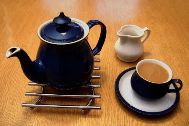 ଗରମ ଚା’ ପିଇବା ସ୍ୱାସ୍ଥ୍ୟ ପାଇଁ ହୋଇପାରେ କ୍ଷତିକାରକ ! ହୋଇପାରେ କ୍ୟାନ୍ସର ଭଳି ସାଙ୍ଘାତିକ ରୋଗ ।