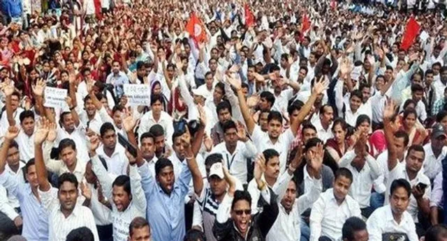 ଗାନ୍ଧୀମାର୍ଗରୁ ଆନ୍ଦୋଳନରୁ ଓହରିବା ପାଇଁ ଶିକ୍ଷକଙ୍କୁ ଆଦେଶ ! ଅକ୍ଟୋବର ୨ରେ ଜିଲ୍ଲାପାଳଙ୍କ ଅଫିସ ଆଗରେ ଅନଶନ କରିବେ ଶିକ୍ଷକ