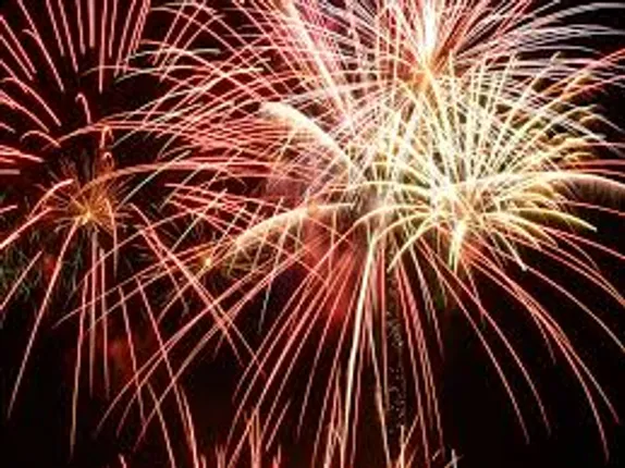 ଜାଣନ୍ତି କି ? ଦୀପାବଳିରେ କିପରି ଓ କେଉଁ ବାଣ ଫୁଟାଇ ପାରିବେ ସାଧାରଣ ଲୋକ