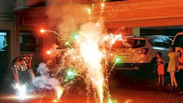 ଦୀପାବଳୀରେ ବମ୍ପର ଅଫର୍ : ହୋମ ଲୋନ୍ ଠାରୁ ଆରମ୍ଭ କରି କାର ଲୋନ୍ ପର୍ଯ୍ୟନ୍ତ ଏଠି ଅଛି ଡିସକାଉଣ୍ଟ ଅଫର, ଜାଣନ୍ତୁ କେଉଁଥିରେ କେତେ ?