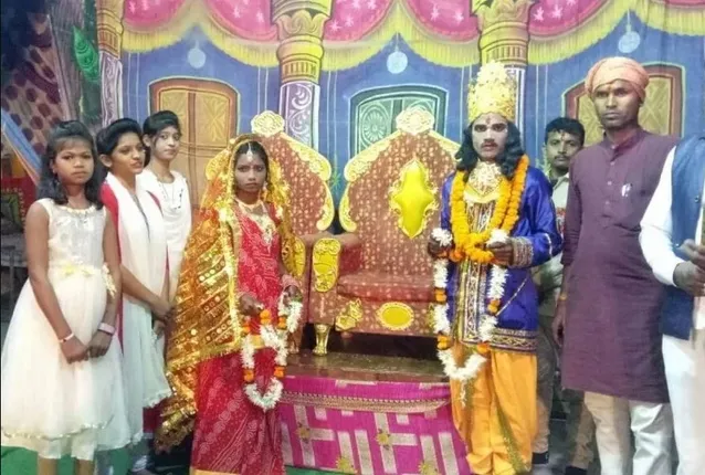 ରାମଲୀଳା ମଞ୍ଚରେ ହେଲା ସତସତିକା ବାହାଘର ! ବିବାହ କଲେ ରାମସୀତା ।