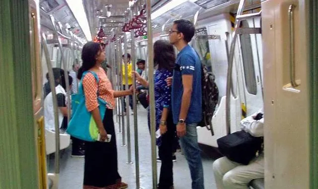 ଛାତ୍ରଛାତ୍ରୀଙ୍କ ପାଇଁ ରେଲୱେ ଟିକେଟରେ ରହିଛି ୧୦୦% ପର୍ଯ୍ୟନ୍ତ ଡିସକାଉଣ୍ଟ ସୁବିଧା । ଜାଣନ୍ତୁ କେମିତି ଉଠାଇବେ ଏହାର ଫାଇଦା