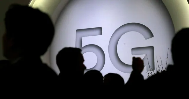 ଆରମ୍ଭ ହେବାକୁ ଯାଉଛି ୫ଜି ଇଣ୍ଟରନେଟ୍ ସେବା, ୧୦ GBPS  ସ୍ପିଡରେ ହେବ ଡାଉନ୍‌ଲୋଡ୍‌ ! ଜାଣନ୍ତୁ ୫ଜିରେ କଣ ରହିଛି  ଖାସ୍ ଫିଚର୍ସ