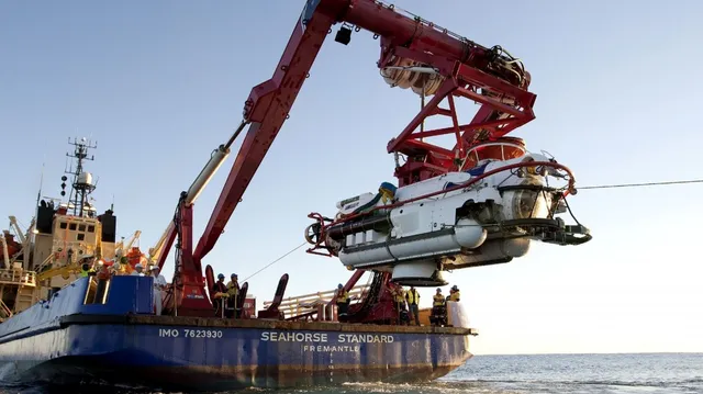 ଭାରତୀୟ ନୌସେନାରେ ସାମିଲ ହେଲା ଜଳଯାନ ! ଅଥଳ ସମୁଦ୍ରରୁ ଖୋଜିଆଣିବ ଫସିଥିବା ବୁଡାଜାହାଜ ।