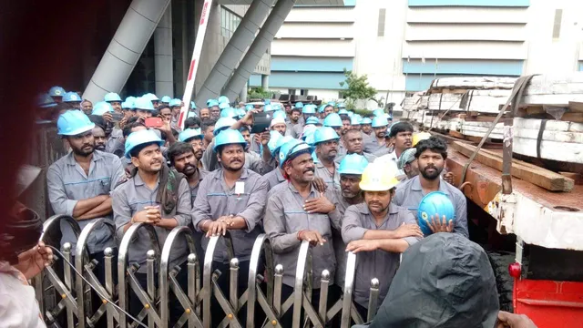 ପ୍ରାଇଭେଟ ଚାକିରିଆଙ୍କ ପାଇଁ ଖୁସିଖବର । ୨୦୧୯ ପୂର୍ବରୁ ମୋଦି ସରକାର ଦେଇପାରନ୍ତି ବଡ ଉପହାର, ଗ୍ରାଚ୍ୟୁଟି ବାବଦରେ ନେଇପାରନ୍ତି ବଡ ନିଷ୍ପତି