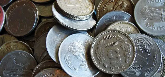 ବିଧାନସଭା ପ୍ରାର୍ଥୀପତ୍ର ଦାଖଲ କରିବା ପାଇଁ ଜମାନତ ରାଶି ରୂପେ ନେତା ଦେଲେ ୧୦ ହଜାର ଟଙ୍କା ଖୁଚୁରା ଟଙ୍କା : ତେବେ ଜାଣନ୍ତୁ କେଉଁଠାରେ ଘଟିଛି ଏପରି ଘଟଣା