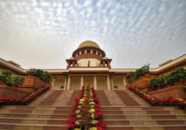 ସୁପ୍ରିମକୋର୍ଟରେ ‘ଆଇନଜୀବୀ’ ଶୁଣାଣି: ହାଇକୋର୍ଟ ଆଇନଜୀବୀଙ୍କ ଆନ୍ଦୋଳନ ପ୍ରସଙ୍ଗରେ ଆଜି ପୁଣି ଶୁଣାଣି କରିବେ ସୁପ୍ରିମକୋର୍ଟ; ହାଇକୋର୍ଟଙ୍କ ରିପୋର୍ଟ ଉପରେ ହେବ ବିଚାର