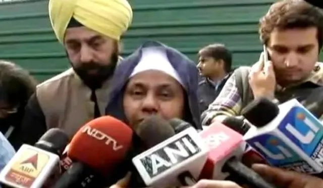 ନୀରପ୍ରୀତ୍ ବୟାନ କଲେ ୧୯୮୪ ଦଙ୍ଗାର ହୃଦୟଥରା କାହାଣୀ ! କହିଲେ ବଂଚିବା ପାଇଁ ନାଳକୁ ଡେଇଁ ପଡ଼ିଥିଲେ ବାପା, ବାହାର କରି ଜୀବନ୍ତ ଜଳାଇ ଦେଇଥିଲେ ବିଶୃଙ୍ଖଳ ଜନତା