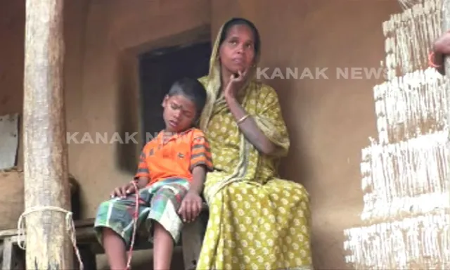 ୮ ବର୍ଷ ହେଲା ବନ୍ଦୀଜୀବନ କାଟୁଛି ବାପଛେଉଣ୍ଡ ୮ ବର୍ଷର ବଳରାମ୍, ବଞ୍ଚିବାକୁ ରାହା ଖୋଜୁଛି ଏହି କୁନି ପୁଅ ।