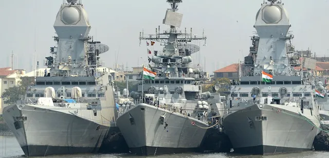 ପାକିସ୍ତାନ ଓ ଚୀନର ନିଦ ହଜାଇବ ଭାରତୀୟ ନୌସେନା । ୨୦୫୦ ସୁଦ୍ଧା ସୁପର ପାୱାର ଭାବେ ଉଭା ହେବ ଭାରତ, ପାଖରେ ଥିବ ୨୦୦ଟି ଜାହାଜ ଓ ୫୦୦ଟି ଏୟାରକ୍ରାଫ୍ଟ