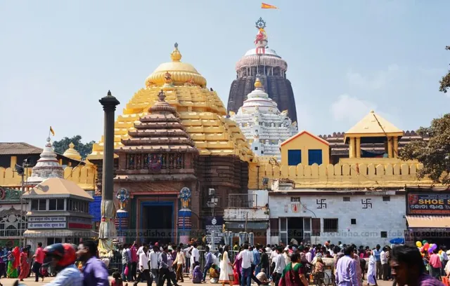 ମୋବାଇଲକୁ ନେଇ ଶ୍ରୀମନ୍ଦିରରେ ଉତ୍ତେଜନା ! ଆନ୍ଧ୍ର ପୋଲିସ-ଜେଟିଏସ ଧସ୍ତାଧସ୍ତି