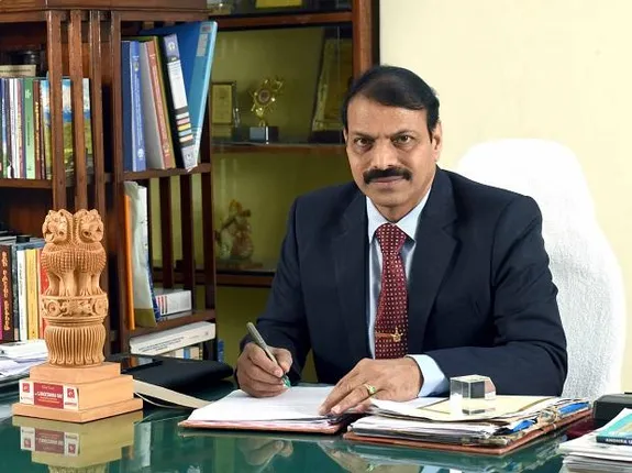 ଆନ୍ଧ୍ର ୟୁନିଭର୍ସିଟିର କୁଳପତିଙ୍କ ବିବାଦୀୟ ବୟାନ ! ଟେଷ୍ଟ୍ ଟ୍ୟୁବ୍ ବେବି ଥିଲେ କୌରବ