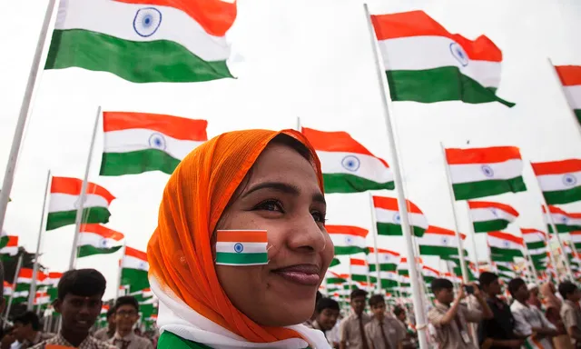 ଗତବର୍ଷ ସାଧାରଣତନ୍ତ୍ର ଦିବସ ଅବସରର କିଛି ଅଭୁଲା ସ୍ମୃ୍ତି ! ଫଟୋରେ ଫଟୋରେ ଦେଖନ୍ତୁ ସାହସୀ ବାହାଦୁରଙ୍କ ବିଜୟ ଗାଥାର ଚିତ୍ର ।