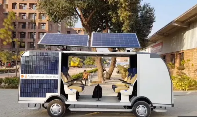 ଚାଳକବିହୀନ ବସ୍ ତିଆରି ତିଆରି କଲେ କିଛି ଭାରତୀୟ ଛାତ୍ର ! ସୌର ଶକ୍ତିରେ ଚାଲିବ ଏବଂ ମୂଲ୍ୟ ମାତ୍ର ୧୫ ଲକ୍ଷ