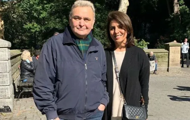 ସୁଧୁରୁଛି ଋଷି କପୁରଙ୍କ ସ୍ୱାସ୍ଥ୍ୟବସ୍ଥା ! ଖୁବଶୀଘ୍ର ଫେରିପାରନ୍ତି ଭାରତ ।