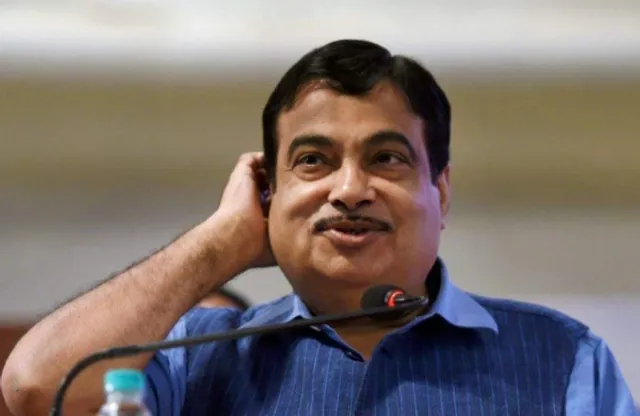 ଗଡକରୀଙ୍କ ‘ଗଡବଡ’ ବୟାନ! ତୀର ମାରୁଛନ୍ତି, ହେଲେ ବାଜୁଛି କାହାକୁ?